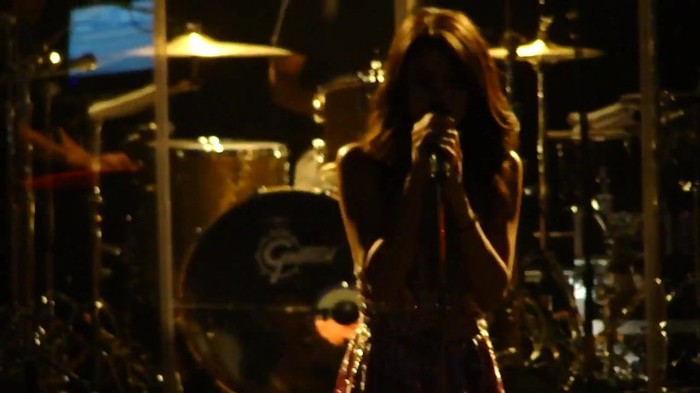 Selena Gomez Hit The Lights live O.C.Fair (7_24_11) [HD] 008