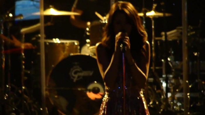 Selena Gomez Hit The Lights live O.C.Fair (7_24_11) [HD] 010 - Selena Gomez Hit The Lights live O C Fair
