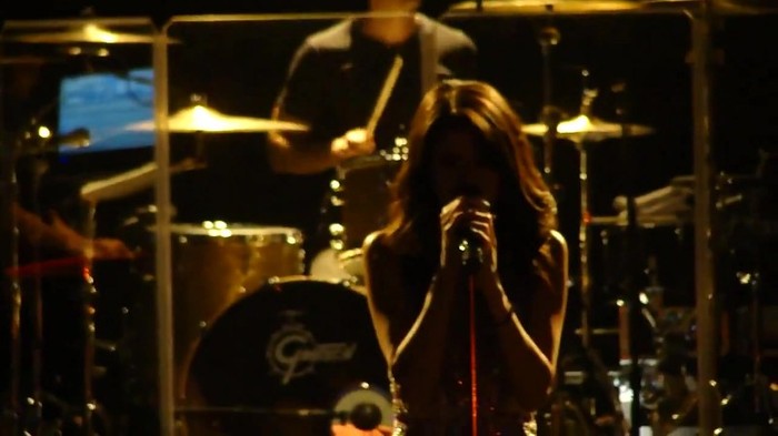 Selena Gomez Hit The Lights live O.C.Fair (7_24_11) [HD] 017
