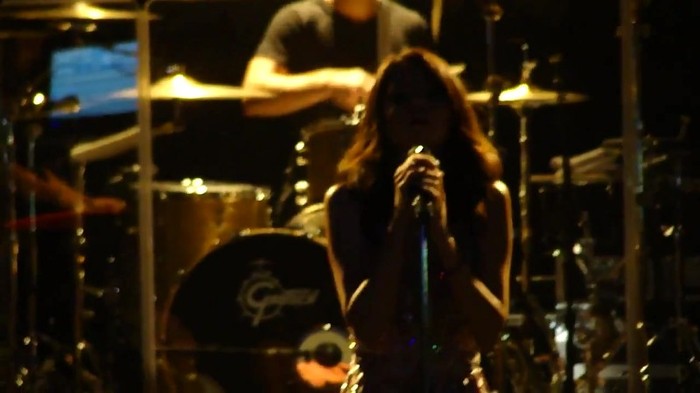 Selena Gomez Hit The Lights live O.C.Fair (7_24_11) [HD] 021