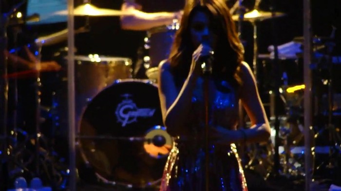 Selena Gomez Hit The Lights live O.C.Fair (7_24_11) [HD] 034