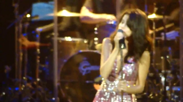 Selena Gomez Hit The Lights live O.C.Fair (7_24_11) [HD] 103 - Selena Gomez Hit The Lights live O C Fair
