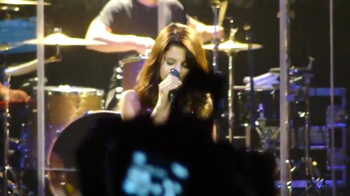 Selena Gomez Hit The Lights live O.C.Fair (7_24_11) [HD] 171