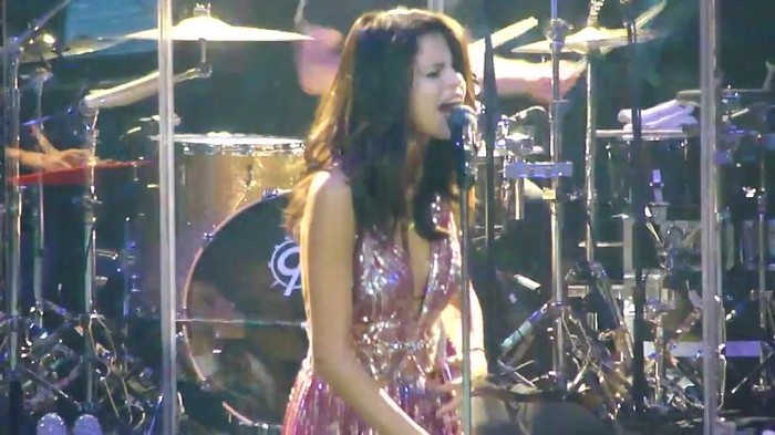 Selena Gomez Hit The Lights live O.C.Fair (7_24_11) [HD] 272