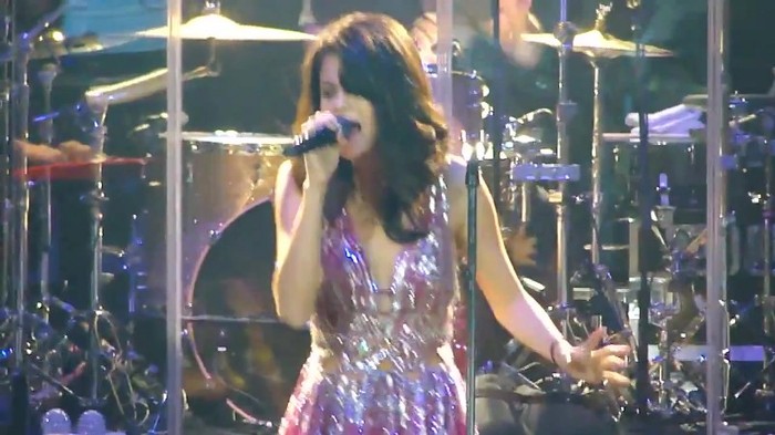 Selena Gomez Hit The Lights live O.C.Fair (7_24_11) [HD] 314