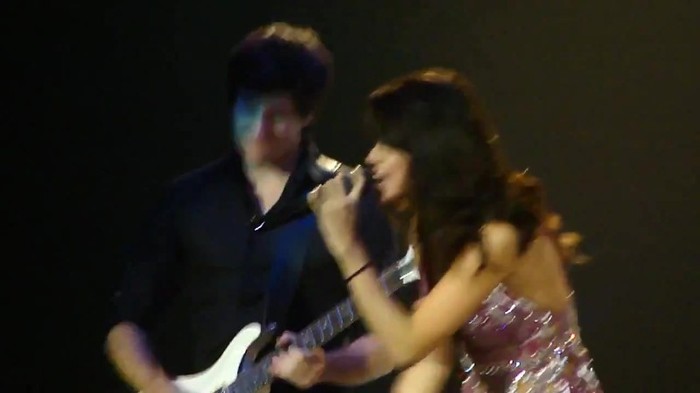 Selena Gomez Hit The Lights live O.C.Fair (7_24_11) [HD] 382 - Selena Gomez Hit The Lights live O C Fair