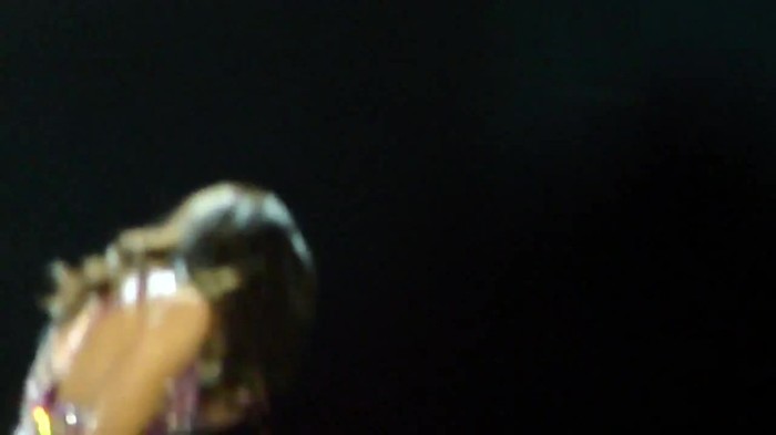 Selena Gomez Hit The Lights live O.C.Fair (7_24_11) [HD] 424 - Selena Gomez Hit The Lights live O C Fair