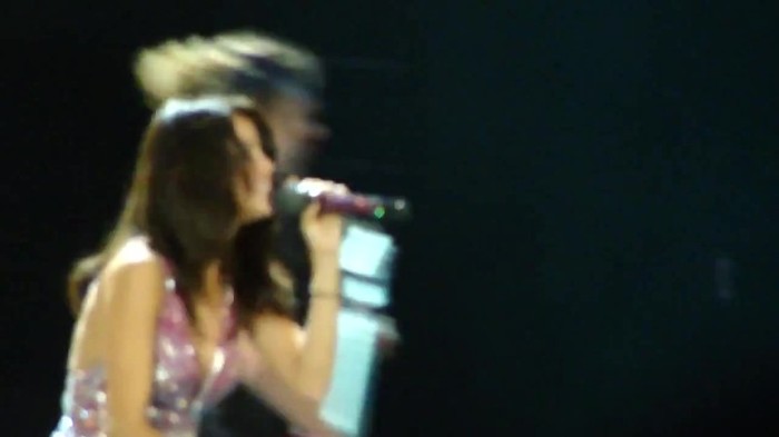 Selena Gomez Hit The Lights live O.C.Fair (7_24_11) [HD] 429 - Selena Gomez Hit The Lights live O C Fair