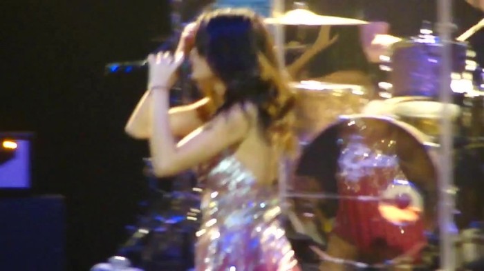 Selena Gomez Hit The Lights live O.C.Fair (7_24_11) [HD] 472