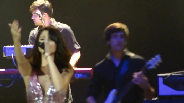 Selena Gomez Hit The Lights live O.C.Fair (7_24_11) [HD] 483