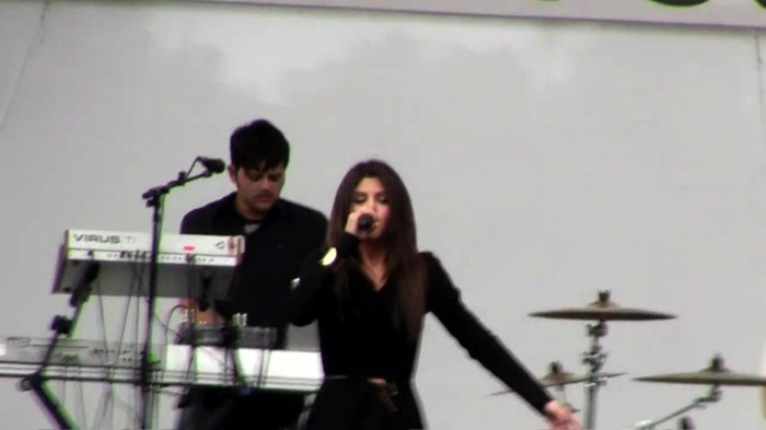 Selena Gomez performs _Who Says_ Live! - HD - South Coast Plaza - Microsoft Store 485