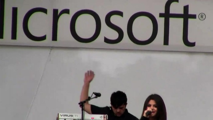 Selena Gomez performs _Who Says_ Live! - HD - South Coast Plaza - Microsoft Store 489