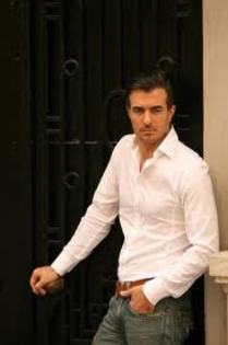 images - Serhan Yavas