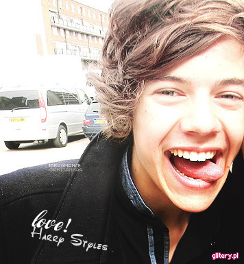 Forever a smile and a...mug=))) - Love Harry Styles