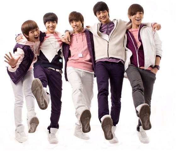 20100109_shineekick1 - Shinee