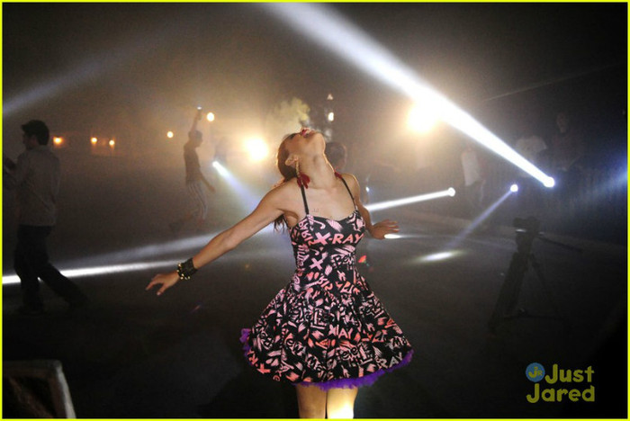 selena-gomez-lights-video-shoot-06