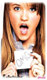 x.OMG!Milleeyy!Ce fain aratzi :X..