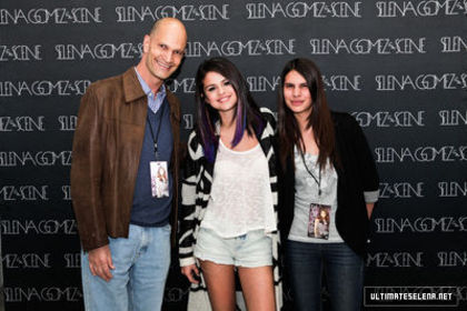 normal_usn-MG-26jan-2012_2816129