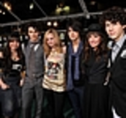 thumb_044