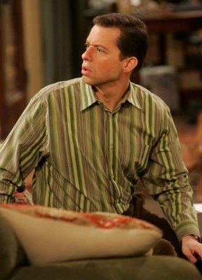 Doi barbati si jumatate