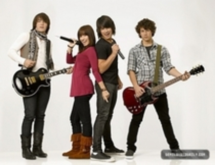 28866657_JIBTOEGOC - Demitzu and Joe - Camp Rock 2008 Promoshoot