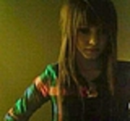 thumb_079 - Demilu - Personal Photos oo1