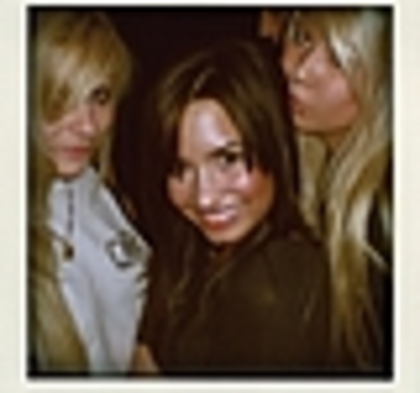 thumb_180 - Demilu - Personal Photos oo1