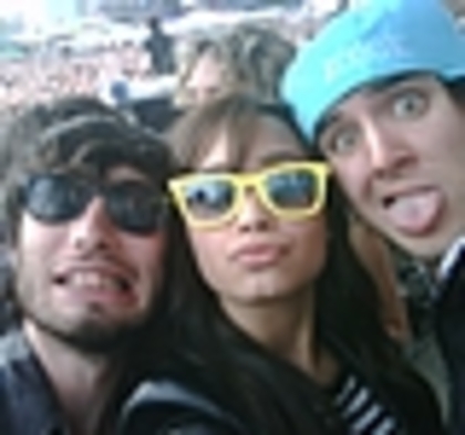 thumb_195 - Demilu - Personal Photos oo1