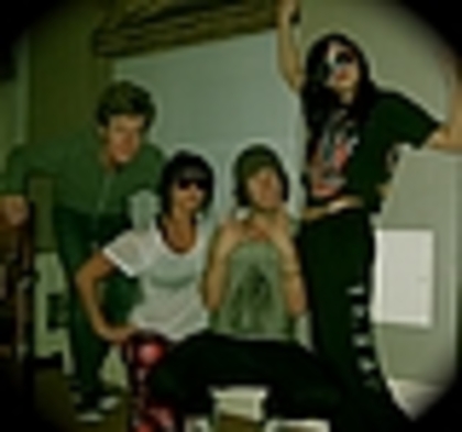 thumb_280 - Demilu - Personal Photos oo1