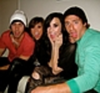 thumb_436