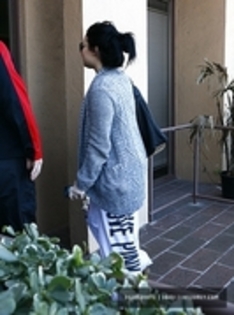 30877204_TOVBTGAMX - Demitzu - FEBRUARY 2ND - Arrives to ANJED Center in Santa Monica CA