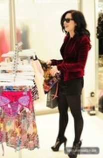 29235249_DFMNKHQVC - Demitzu - JANUARY 27TH - Shopping at Lipsy Boutique in London
