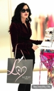 29235256_XOTRELQZK - Demitzu - JANUARY 27TH - Shopping at Lipsy Boutique in London