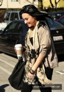 30709786_MFLTSVDKD - Demitzu - JANUARY 28TH - Getting coffee in Santa Monica CA