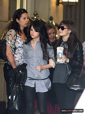 normal_003 - Demitzu - JULY 3RD - With Selena Gomez arriving at a hotel together