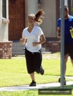 28788935_AYSFFQQSF - Demitzu - JULY 19TH - Jogging with a trainer in Studio City CA