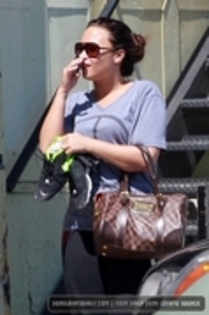 39998859_TAUEJAKOW - Demitzu - JUNE 25TH - Heads to the gym in West Hollywood CA