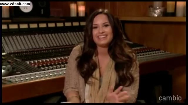 Demi Lovato - Live Chat - [Full] 00041