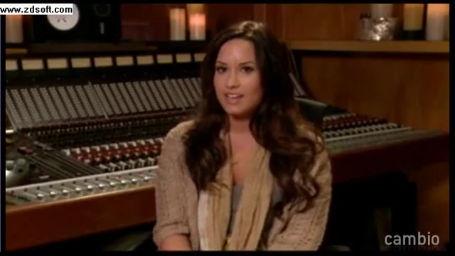 Demi Lovato - Live Chat - [Full] 00504