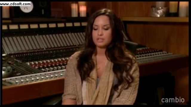 Demi Lovato - Live Chat - [Full] 01016