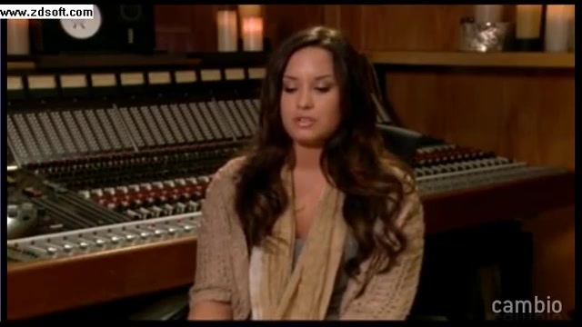 Demi Lovato - Live Chat - [Full] 01019