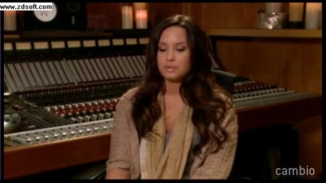 Demi Lovato - Live Chat - [Full] 01024