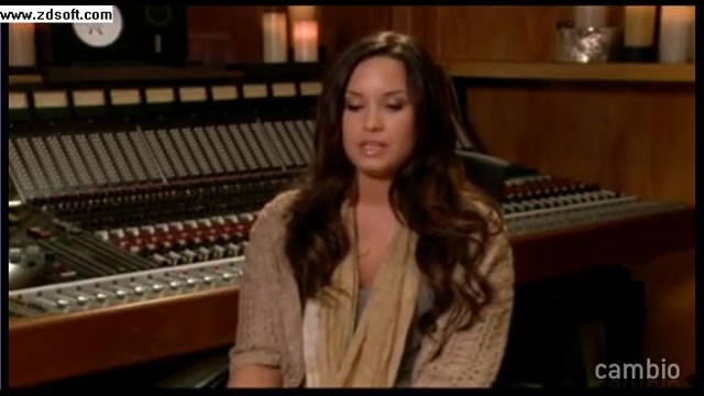 Demi Lovato - Live Chat - [Full] 01029