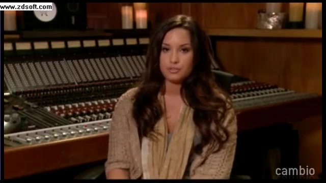 Demi Lovato - Live Chat - [Full] 01645