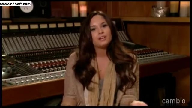 Demi Lovato - Live Chat - [Full] 00358