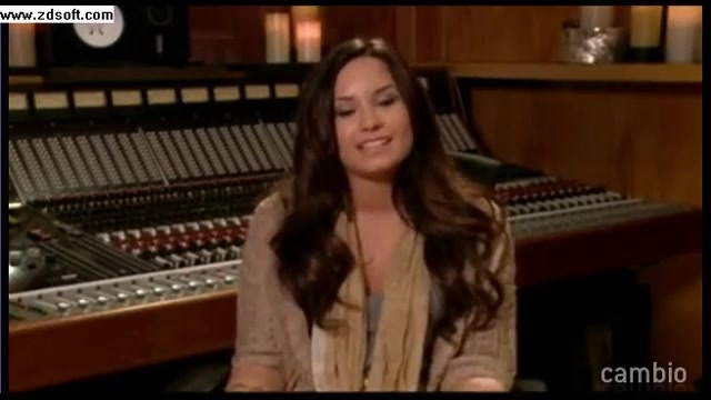 Demi Lovato - Live Chat - [Full] 00365