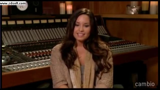 Demi Lovato - Live Chat - [Full] 00417