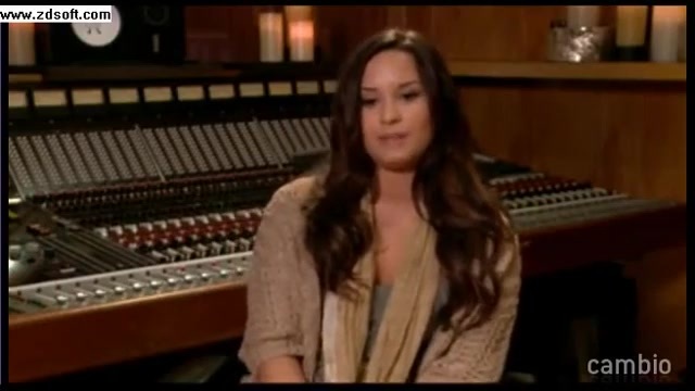 Demi Lovato - Live Chat - [Full] 00473