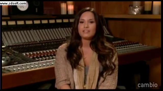 Demi Lovato - Live Chat - [Full] 00490