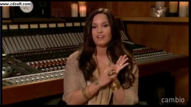 Demi Lovato - Live Chat - [Full] 01826